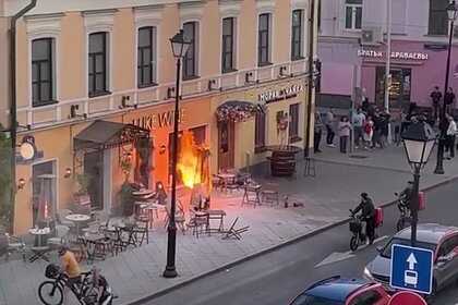 В Москве загорелась летняя веранда ресторана